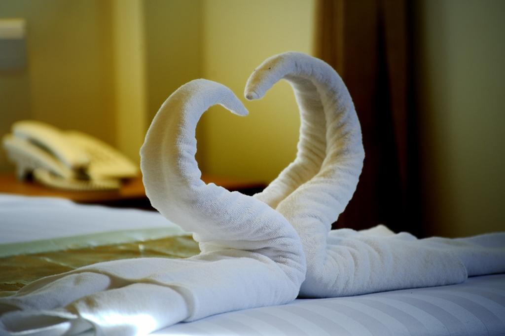 Royal Golden View Hotel Yangon Luaran gambar