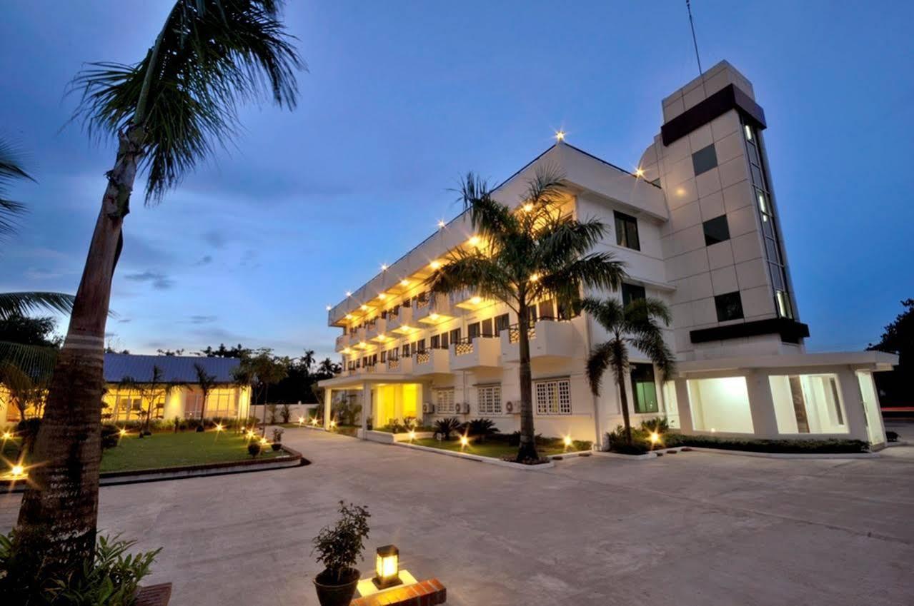 Royal Golden View Hotel Yangon Luaran gambar