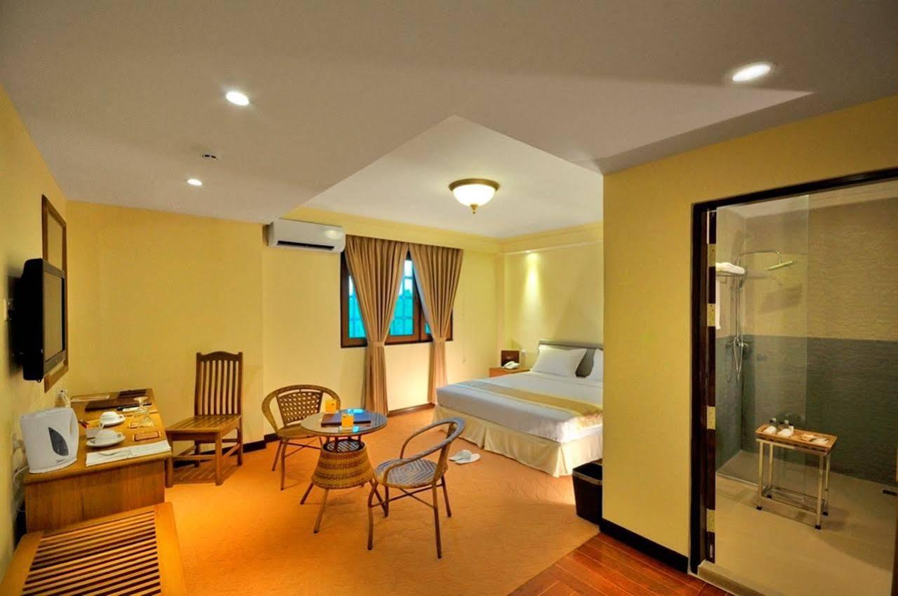 Royal Golden View Hotel Yangon Luaran gambar