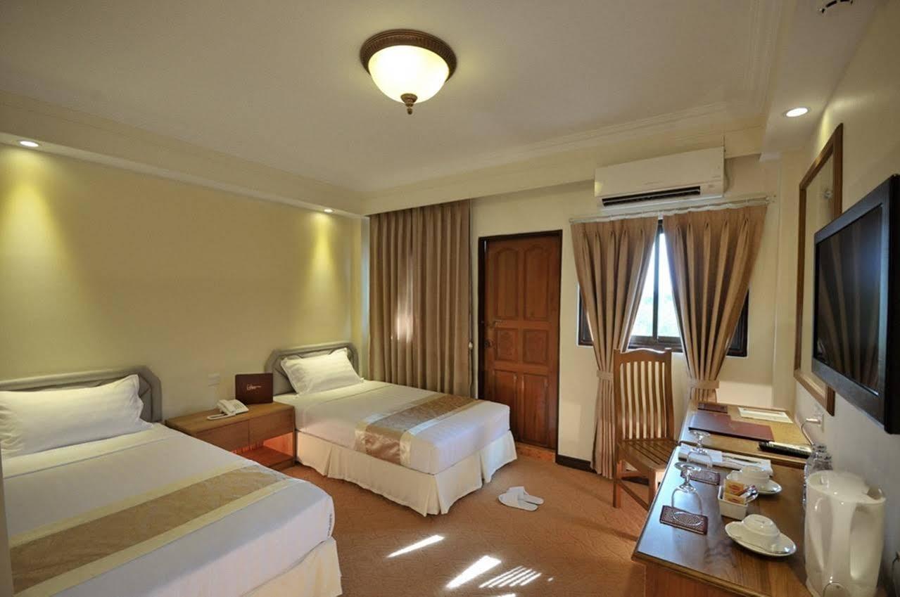 Royal Golden View Hotel Yangon Luaran gambar