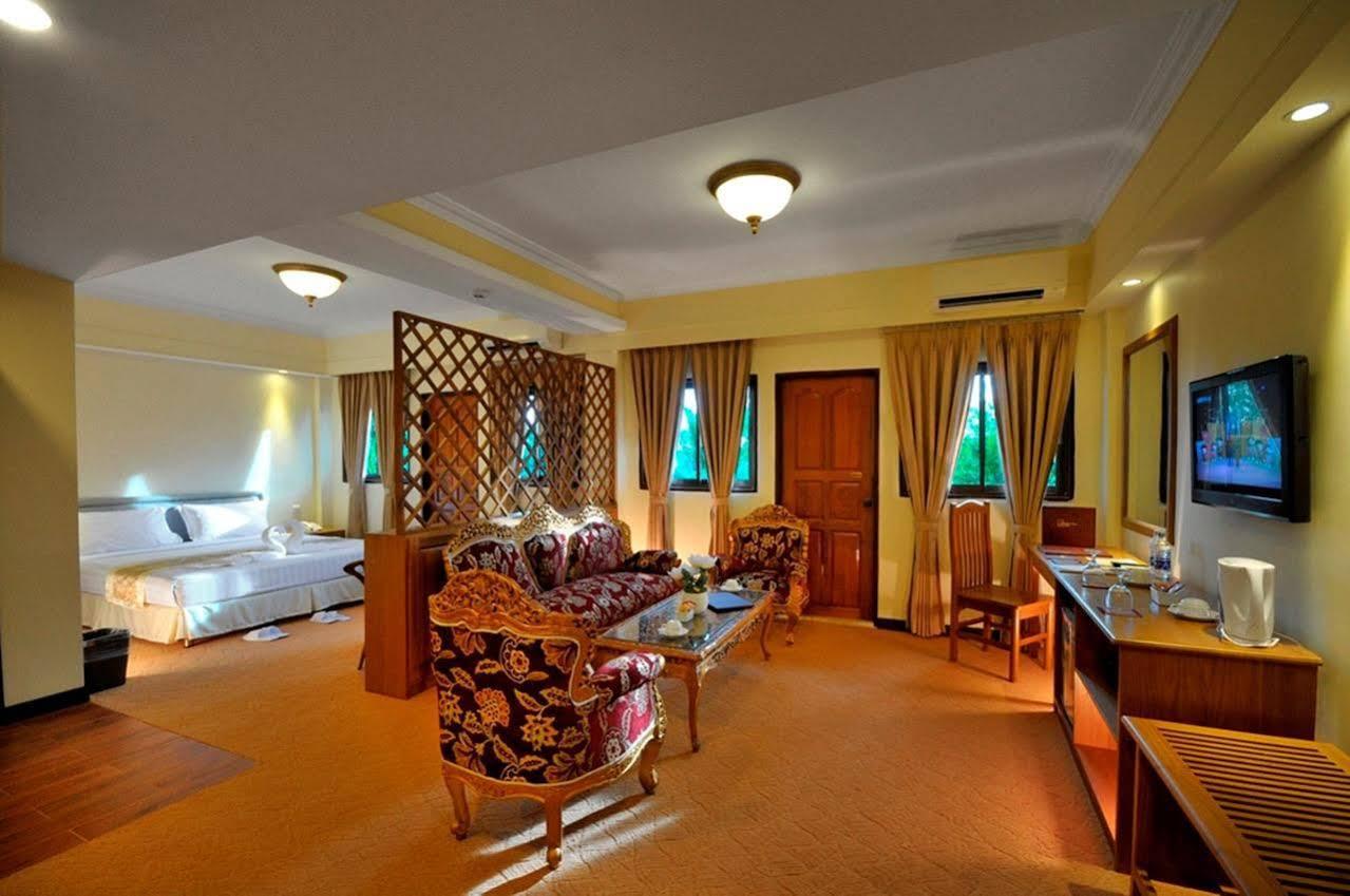 Royal Golden View Hotel Yangon Luaran gambar